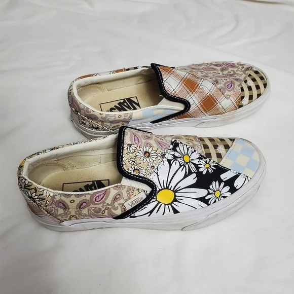 Vans Floral Slip On Sneakers - Picture 3 of 7